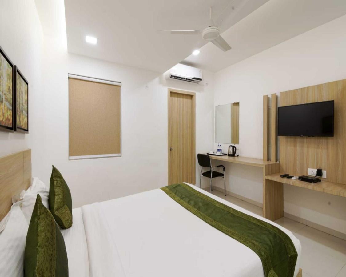 The Perch Hotel Visakhapatnam Eksteriør bilde